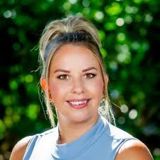 Happy Work Anniversary, Ginny Clark! Today we're celebrating one of the  brightest parts of our Cottrell Title family. Ginny isn't just a rock star  leading signings at the closing table, she's the