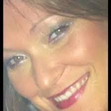 Shanna Bowling's Instagram, Twitter & Facebook