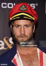 226 Leann Edwards Stock Photos, High-Res Pictures, and Images