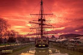 Coucher De Soleil Sur L Hermione Rochefort Rochefortocean Charentemaritime Photo Sam Hammad Charente Maritime Coucher De Soleil Hermione