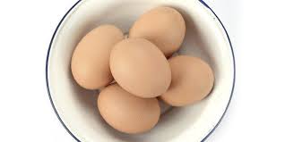 If the room is warmer, or you bring the eggs outside on a warm day, they could last as little as one hour. Hard Boiled Eggs Don T Stay Fresh As Long As You Think They Do Huffpost Life