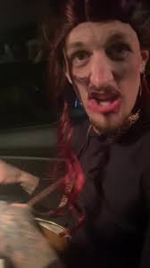 Sam Burch (@samburch_xo)