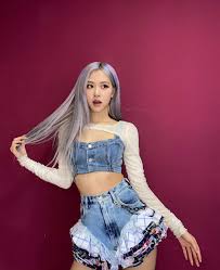 Buy wts blackpink itzy rosé solo ktown4u lisa the album ktown4u lalisa lia yuna not shy in seri kembangan,malaysia. Itzy S Chaeryeong And Blackpink S Rose Rocking The Same Ruffled Shorts Kpopmap
