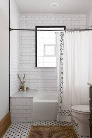 A Watercolorist Creates In A Cozy Chicago Apartment Apartment Therapy Rental Bathroom Decor Apartment Bathroom Decor