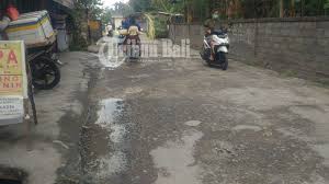 Surat pekeliling itu, antara lain, memperuntukkan: Bagaimana Cara Ajukan Perbaikan Jalan Rusak Tribun Bali