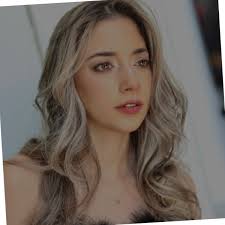 Angie Almonte's Instagram, Twitter & Facebook