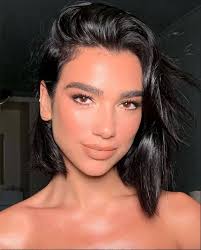 As with any makeup look, you should start by creating a flawless base for the rest of your makeup. 50 Glowy Natural Makeup Looks For Any Occasion