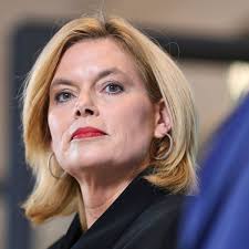 CDU: Julia Klöckner kritisiert Kirchen als »austauschbare NGOs«