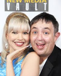 Director Sean Waters discovers new innovations for filmmaking!: Actress Dana  Waters