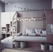 Pin By Eve Annie Gosselin On Portadas Revistas Decoracion Minimalist Room Kids Room Design Toddler Rooms