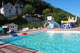Centre Aquatique Piscine A Caudebec En Caux Horaires Tarifs Et Telephone Guide Piscine Fr