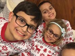 Mormon mother excels as author after surviving cancer