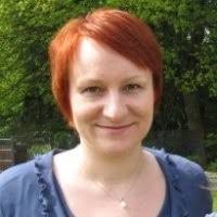 Julia Quinn Email & Phone Number