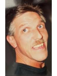 Shawn Shea's Instagram, Twitter & Facebook