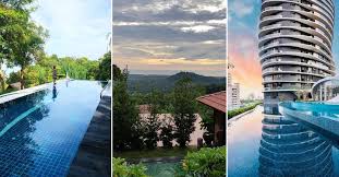Homestay ini menawarkan rumah yang berhawa dingin, wifi percuma di sekeliling rumah, kolam renang persendirian, halaman yang indah dan set peralatan bbq untuk anda dan keluarga anda mengadakan aktiviti bbq di malam hari. Homestay Dengan Kolam Renang Di Utara Halal Foodie