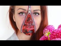 Halloween make up, halloween schminke, ein cooles halloween outfit und mystic ink tattoos! Gruselige Halloween Schminktipps Flaconi