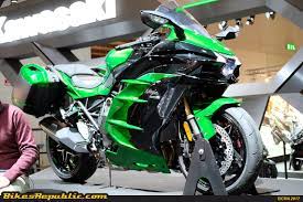 Though most of their products are high segmented but for some countries like bangladesh. 2018 Kawasaki Ninja H2 Sx Malaysian Debut In May Rm150 000 Bikesrepublic