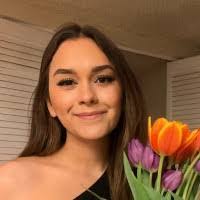 Amy Billman's Instagram, Twitter & Facebook