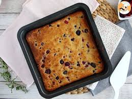 Brownie Au Chocolat Blanc Et Aux Fruits Rouges Blondie Recette Ptitchef Recette Brownie Chocolat Recette Gateau Fruit Chocolat Blanc