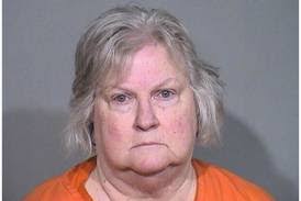 Terri Simon's Instagram, Twitter & Facebook