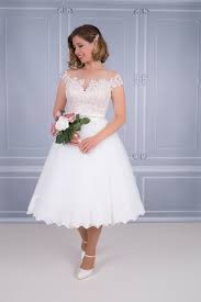 Weitere passende 50er jahre accessoires finden. Atelier Belle Couture 50er Jahre Petticoat Brautkleid