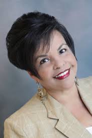 Former TV anchor Robin Smith voices opposition to voter ID push