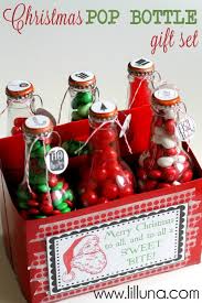 Though it can be hard to think of something unique to make—especially if you've done diy gifts in the past—you're not on your own. Food Gift Ideas