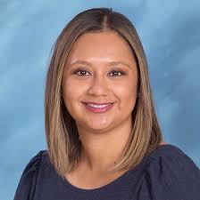 NUESTRA FACULTAD Y PERSONAL