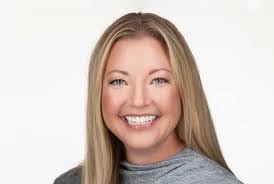 Kelly Mccreight's Instagram, Twitter & Facebook