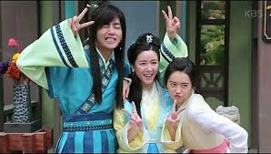 May 25, 2021 · south korean actor lee seung gi and 'hwarang' actress lee da in are in a relationship. 31 Lee Da In Collection Ideas Hwarang Lee Collection
