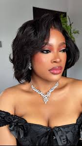 Mastering Grey Smoky Eyeshadow: A Step-by-Step Guide for Beginners