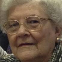 Bonnie Mooney's Instagram, Twitter & Facebook