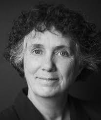 Diane Laframboise's Instagram, Twitter & Facebook