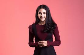 Maudy Ayunda Artis Berprestasi Yang Mahir 3 Bahasa Woop Id