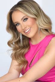 Deb Daly's Instagram, Twitter & Facebook