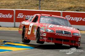 The manufacturer left the racing series after clinching the 2012 nascar sprint cup now monster energy cup with brad keselowski and his penske. Konzernchef Stellt Nascar Ruckkehr Von Dodge In Aussicht