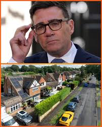UK - 🚨 "JUST LIKE RACHEL REEVES?" Fury erupted as critics accused 𝐴𝑛𝑑𝑦  𝐵𝑢𝑟𝑛ℎ𝑎𝑚 of betraying state pensioners following his latest  controversial move. 😡👇 Full story in the comments. | Facebook