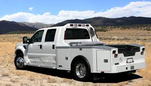 Larger motorhomes will need a larger tow truck, both because of weight, and because of how far back you have to reach to get to the front axle. Rv Haulers Rv Toters Rv Pullers And Rv Tow Bodies