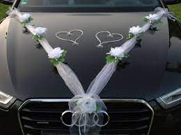 Your first car ride as newlyweds is an exciting and priceless moment. 21 Wedding Car Decorations That Tell Everyone You Re Married