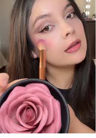 Amoooo 😍😍 #blush #rosepetalblush #merycode #tiktokshopholidayhaul  #newyearnewme 🌹💐🌹💐