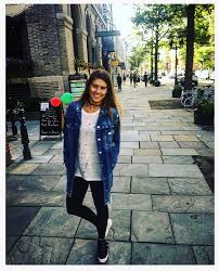 I became a friend in 2009, we had the same sponsor, we started training together and slightly easier we realized we had the same type of personality, education, families, we practically grew the same, we are sisters from different families. Sorana Cirstea On Twitter Hello New Haven