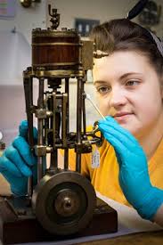 The latest in fashion, art and news with an emphasis