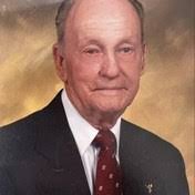 Russell Squires's Instagram, Twitter & Facebook