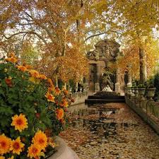 Frenchcountrypassion On Instagram Colors Of Autumn Couleurs D Automne Jardin Du Luxembourg Paris Frenchcount Paris In November Luxembourg Gardens Paris