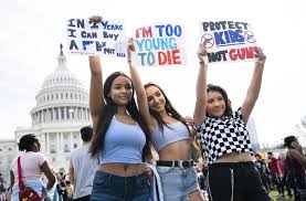 Scopri il programma giusto per frequentare una scuola superiore americana: Le Invenzioni Degli Studenti Americani Per Proteggersi Dalle Sparatorie Nelle Scuole Open