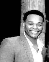 Vehicle crashes into a Savannah store