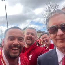 vivienne nolan (@viviennenolan)