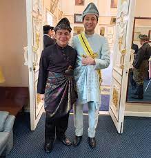 Among those to receive them were his younger sons, tengku abdul rahman (tengku muda) & tengku abdul fahd (tengku arif temenggong). Monarchies Today Royalty Around The Globe Agong S Half Brother Turns 25 Sunday Fenruary 10 2019