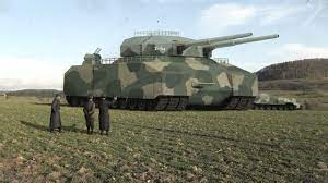 The two maus kits that come with it give some scale. German Mega Tanks P1000 Ratte Youtube