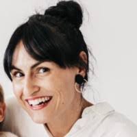 Irene Cid's Instagram, Twitter & Facebook